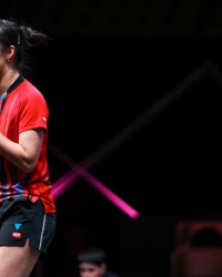 欧冠决赛-爆冷连赢王曼昱+陈熠！女乒42岁头号黑马大闪耀：马琳皱眉无奈